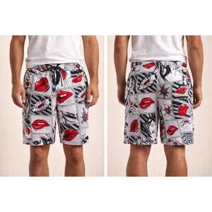 Drill Clothing Co - Oh Snap! Comic Print Shorts – XL – Grey Scale – NEW